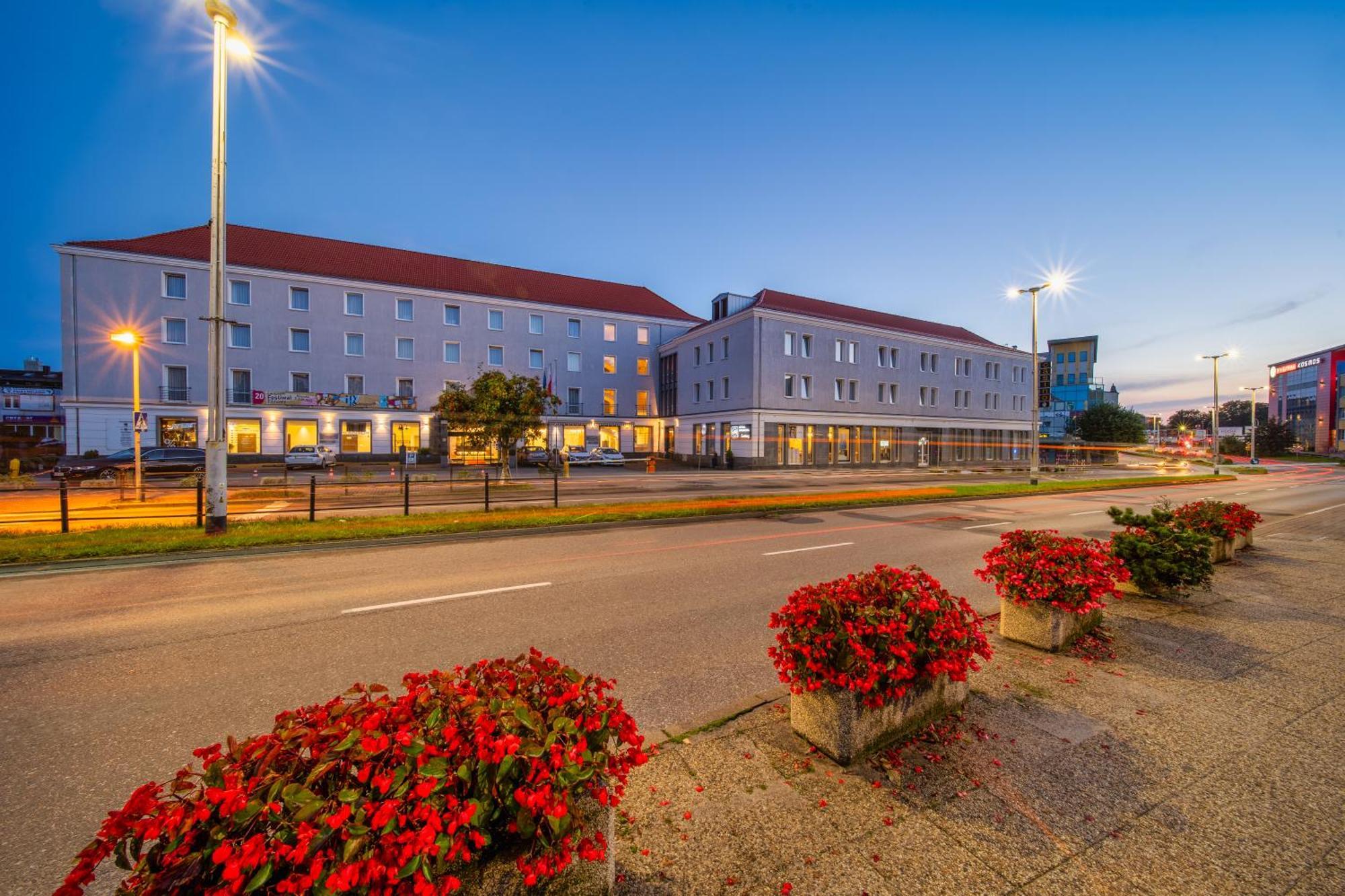 קושאלין Hotel Gromada Arka Lux מראה חיצוני תמונה