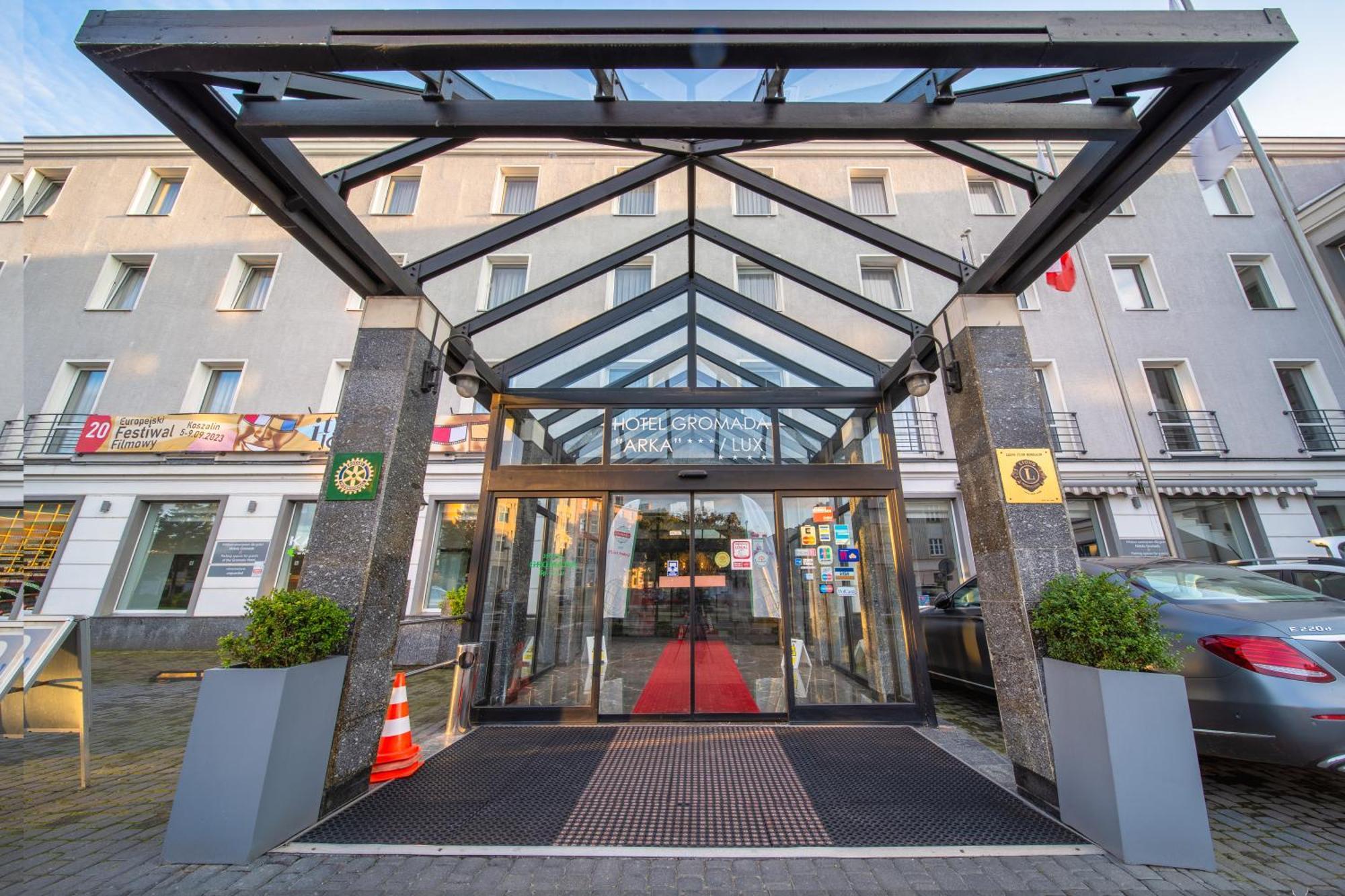 קושאלין Hotel Gromada Arka Lux מראה חיצוני תמונה