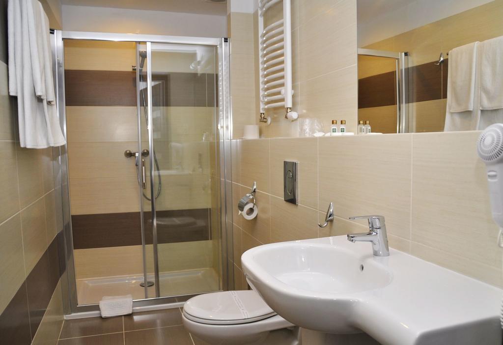 קושאלין Hotel Gromada Arka Lux מראה חיצוני תמונה
