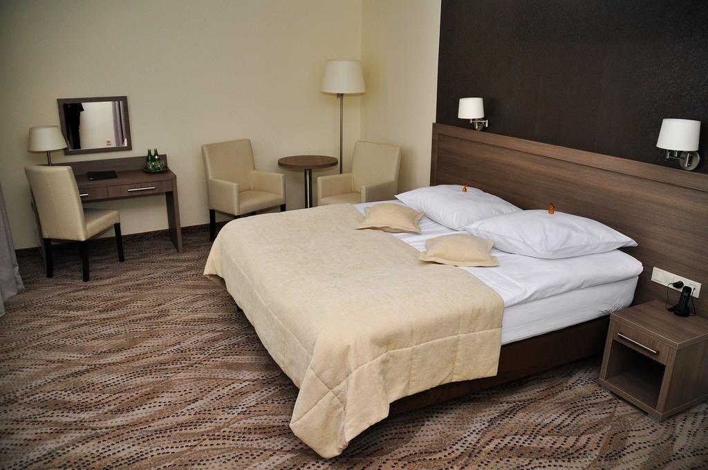 קושאלין Hotel Gromada Arka Lux מראה חיצוני תמונה